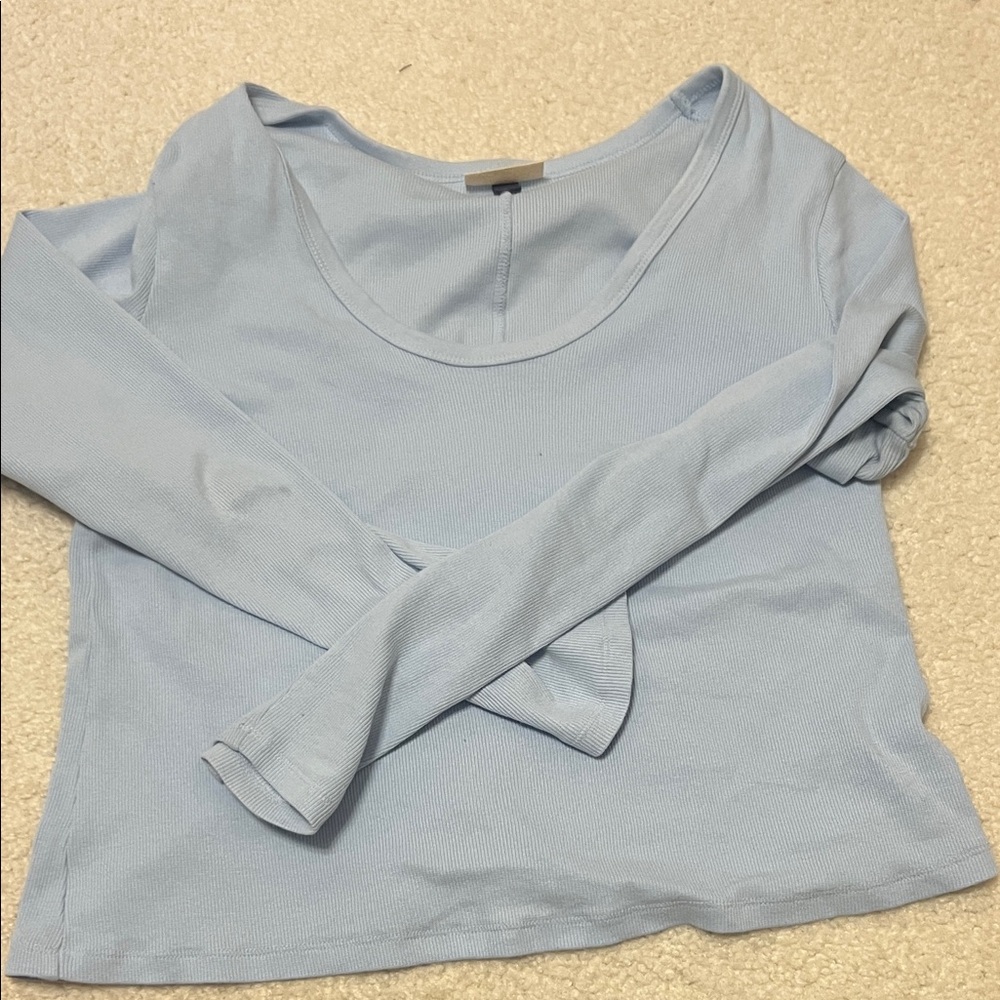 Universal Thread Light Blue Long Sleeve Top